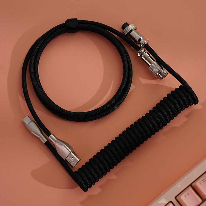 Gaming Keyboard Brand - كابل USB من النوع C بتصميم