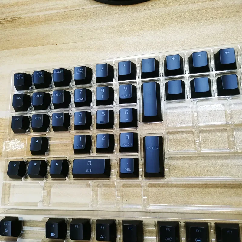 غطاء مفاتيح بديل أسود واحد للو - مراجعة Keyboard Gaming Black وسعره